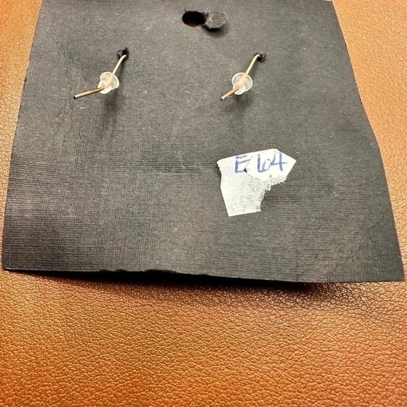 Round Brass Earrings‎ from Montana - Picture 3 of 3